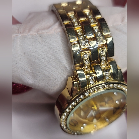 Geneva Unisex Watch - Picture 4 of 9